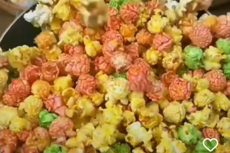 ODUŠEVIĆETE SE: Kako napraviti šarene kokice? (VIDEO)