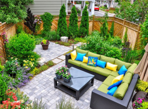 NAPRAVITE DVORIŠTE U MEDITERANSKOM STULU! Saveti stručnjaka kako da napravite svoj kutak za uživanje!