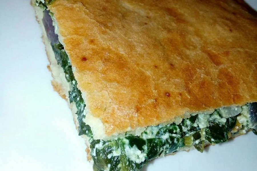 PITA BEZ KORA: Jenostavan recept za ukusno jelo sa spanaćem i prazilukom