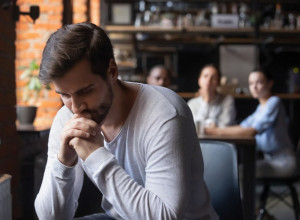 SOČNI I VRELI DETALJI IZ POSTELJE! Prevarila muža sa njegovim ROĐENIM bratom! Usledio je NEZAMISLIV potez dečka očajnika!