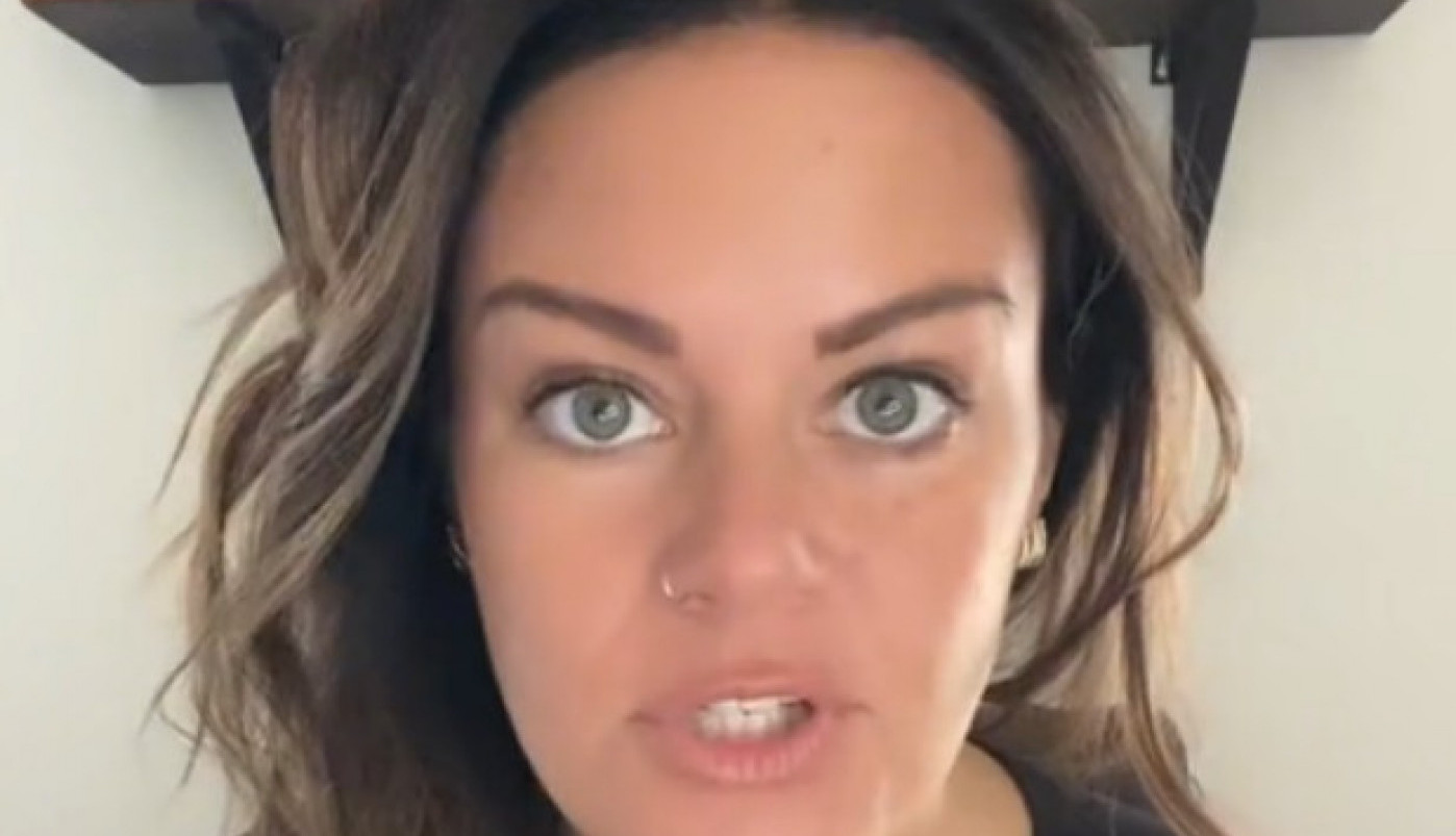 Ona je udata i razapeta je na društvenim mrežama zbog rečenice koju je rekla o deci! Otvoreno iznošenje stavova SKUPO JU JE KOŠTALO!