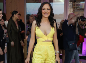 PRIJA POBEGLA OD KUĆE, tražila je i policija zbog muzičara! Burna prošlost poznate pevačice, imala je samo 15 godina i htela je da se uda!