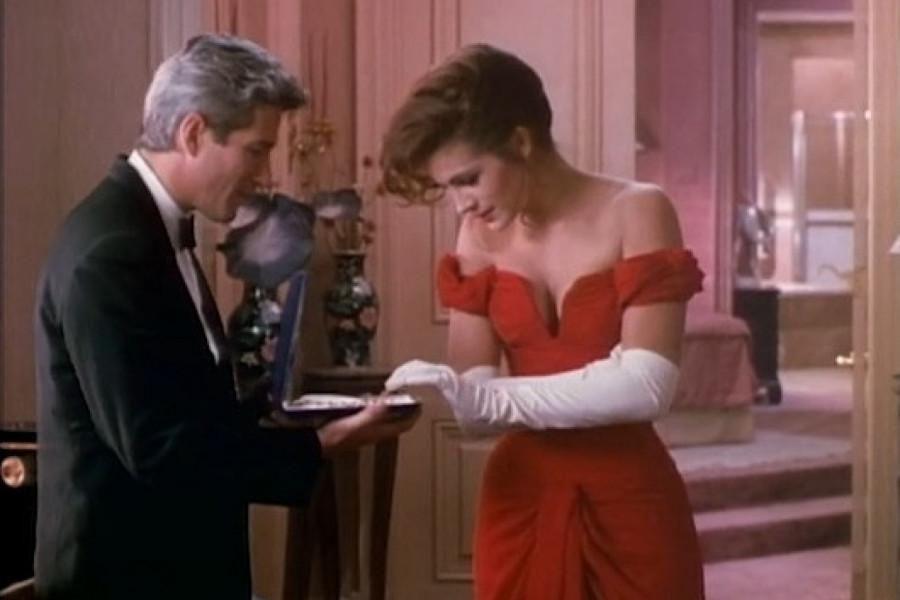 PRE 32 godine je bila ZGODNA ŽENA, a evo kako danas izgleda