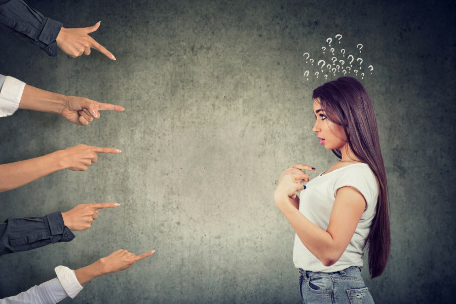 TEST LIČNOST: Zbog čega ste ljudima ČUDNI?