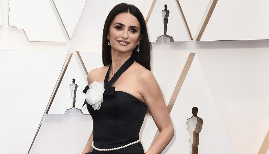 Evo kako sada izgleda Penelope Kruz! A tek pored kakvog dase se pojavila, ŠTA KAŽETE NA OVAJ PAR?