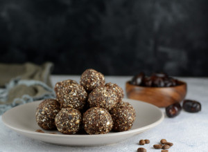 Spremite ukusne kuglice od KAFE! Brz slatkiš za letnje vrućine!