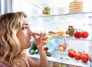 SAVETI EKSPERTA ZA ČIŠĆENJE: Kako da brzo i lako sredite svoj dom nakon novogodišnjeg slavlja