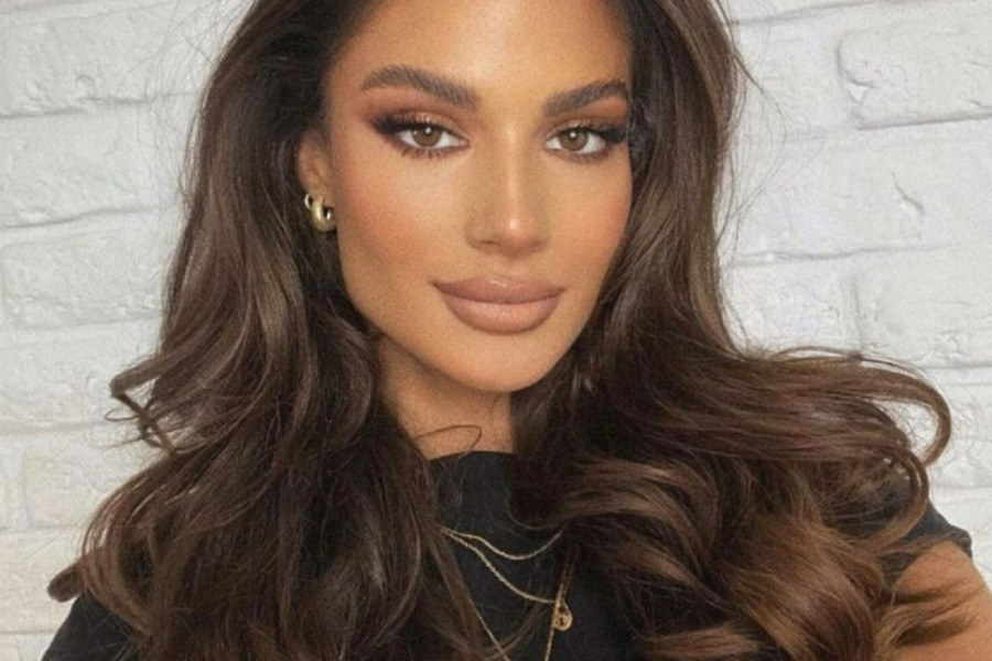 KO je zgodna NOLETOVA KUMA, koja pleni LEPOTOM? O njoj se malo zna, ali mi vam otkrivamo sve DETALJE njenog života (FOTO)