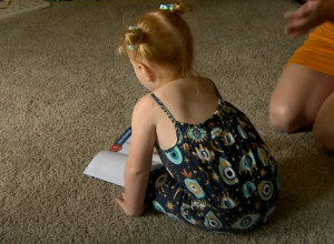 Devojčica (2) je član Mense, a mama je LJUBOMORNA! Roditelji se često hvale da im je dete genije, ali šta kada je STVARNO tako?