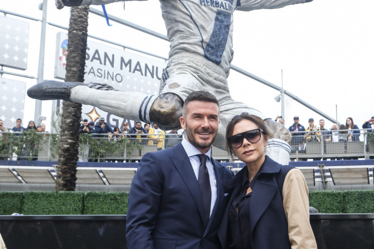 Mračne tajne čuvenog britanskog para: DEJVID BEKAM VARAO JE VIKTORIJU S DVE ŽENE, a evo šta je ona učinila da mu se osveti!