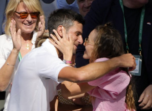 NOVAK I JELENA SLAVE 10. GODIŠNJICU BRAKA: Posvetio joj reči koje teraju na suze! "Sve žene žele muža kao što je Nole!"