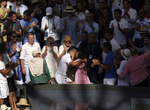 TAJNI SIMBOL HALJINE JELENE ĐOKOVIĆ! Ovo se krije iza kombinacije u koju je juče gledao svet! (FOTO)