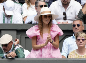 JELENA ĐOKOVIĆ JE NAJBOLJE OBUČENA SUPRUGA NA VIMBLDONU: Haljinu srpske dizajnerke pamtimo, a ovaj komad će svi poželeti