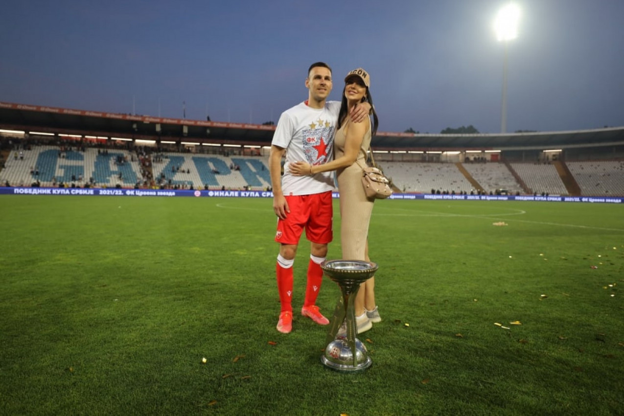 KAĆA GRUJIĆ SE RASTALA OD GOBELJE! Post na Instagramu s bebom Katjom u naručju pokrenuo more emocija! (FOTO)