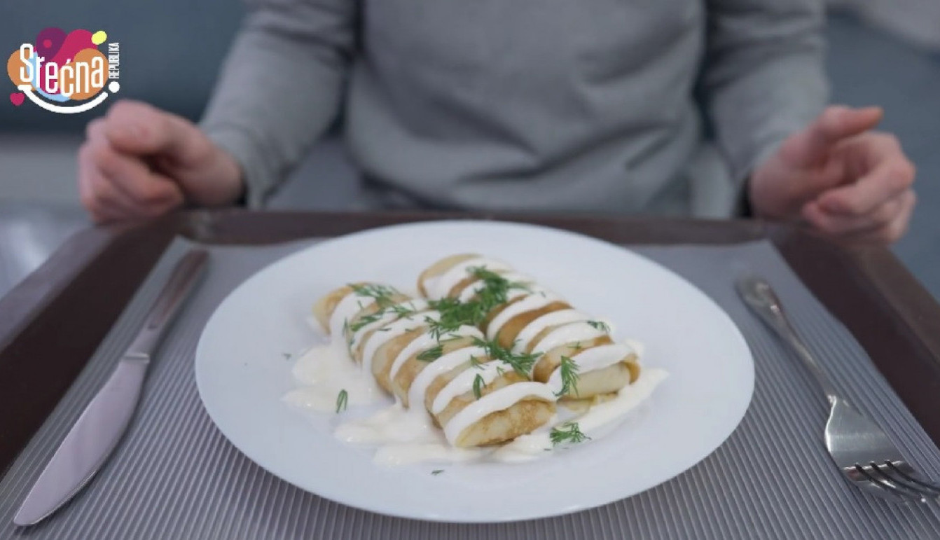 PALAČINKE SA SIROM I SPANAĆEM! Oduševiće vam svojom svežinom i ukusom! (VIDEO)