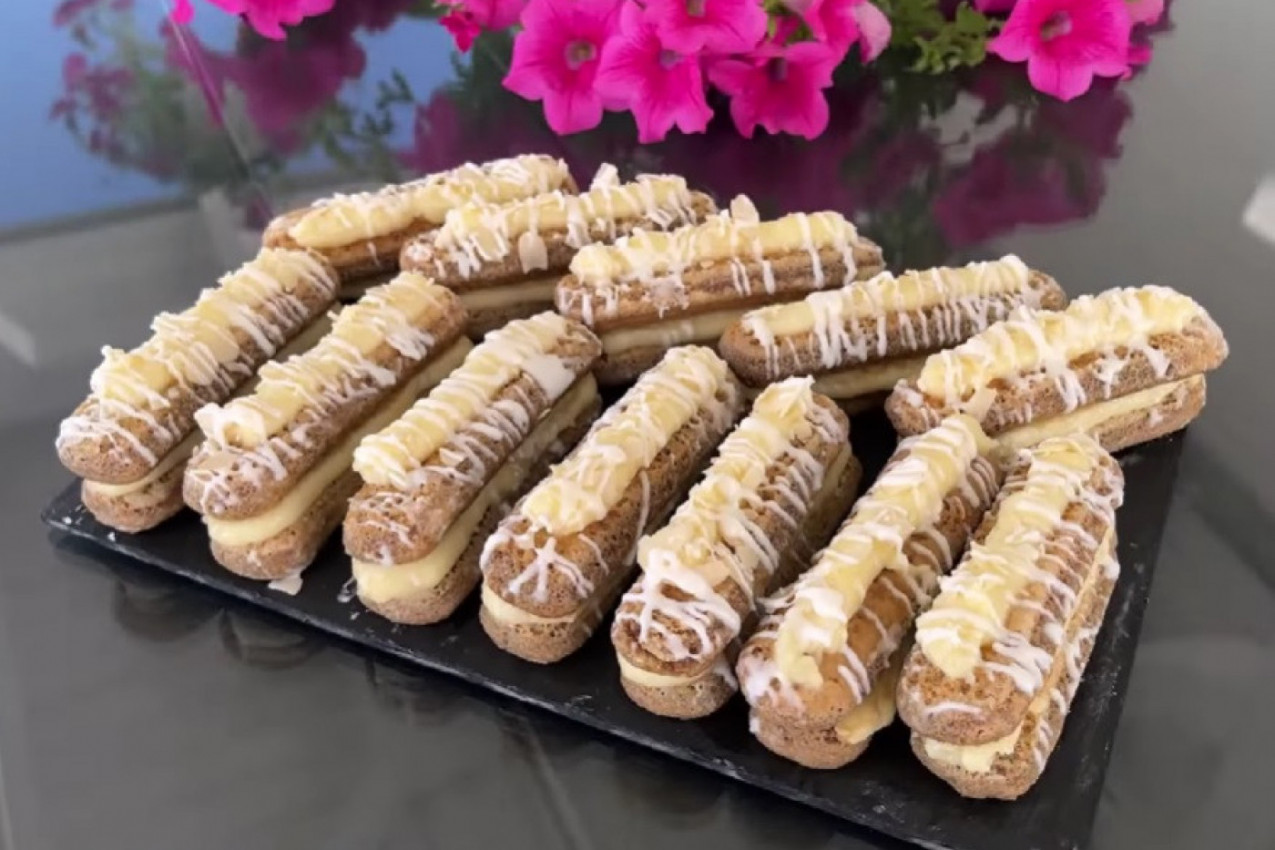 Recept za EKLERE OD PIŠKOTA: Oduševiće vas njihov spoj kafe i vanile!