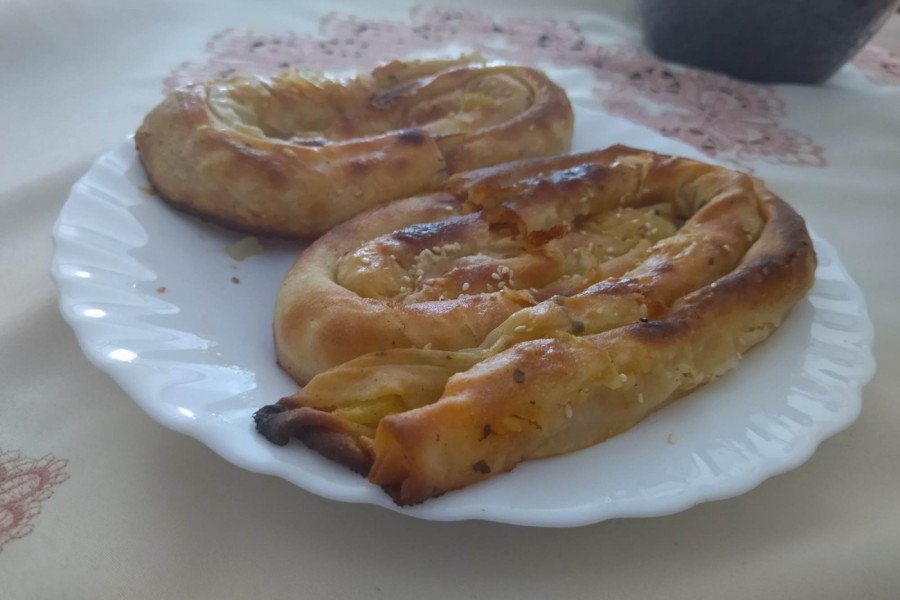 DOMAĆA pita krompiruša: Otvoriće vam APETIT i sva čula!