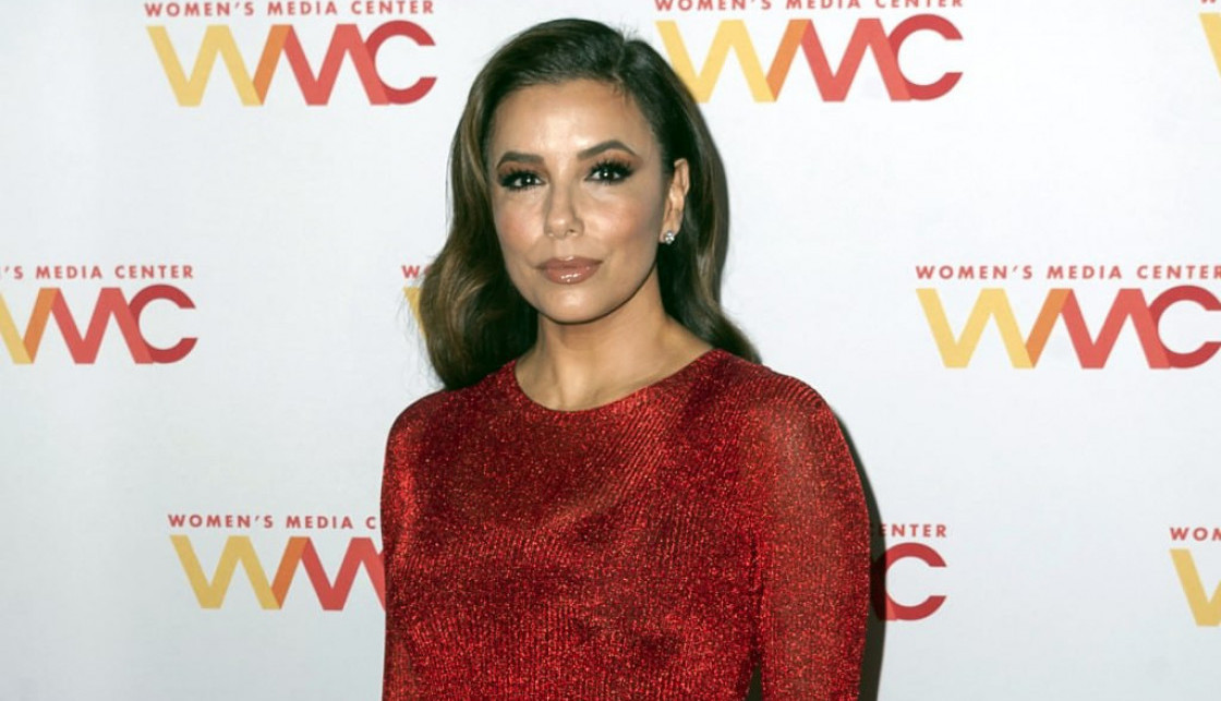 Ovo je NOV NEODOLJIV PLESNI PARTNER Eve Longorije! (FOTO)