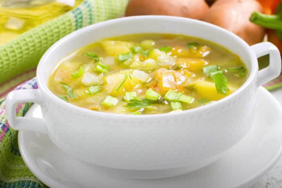 Recept za BOGATU VEGANSKU ČORBU: Zdravo i osvežavajuće jelo za vrele letnje dane!