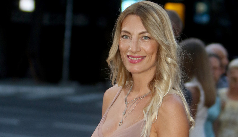 DA LI SE SEĆATE ANE STANIĆ? Prizor s plaže koji je mnoge zaprepastio! (FOTO)