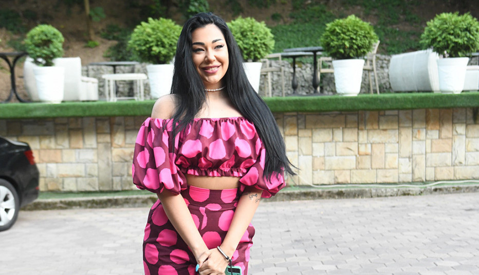 Šta to radiš, Sanja? Hjurikejnka zajahala motor, jedan detalj je posebno privukao pažnju!