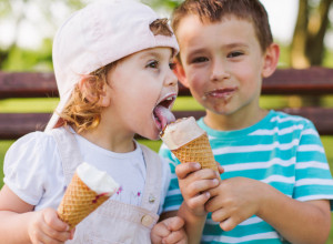 NJIH JE NAJBOLJE IMATI ZA BRATA ILI SESTRU! Pripadnici ovih horoskopskih znakova su odani, verni i puni ljubavi!