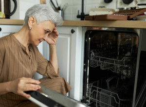 BAKINI SAVETI ZA ČISTIJI DOM: Na ove stvari posebno obratite pažnju i zbog higijene i zbog zdravlja (VIDEO)