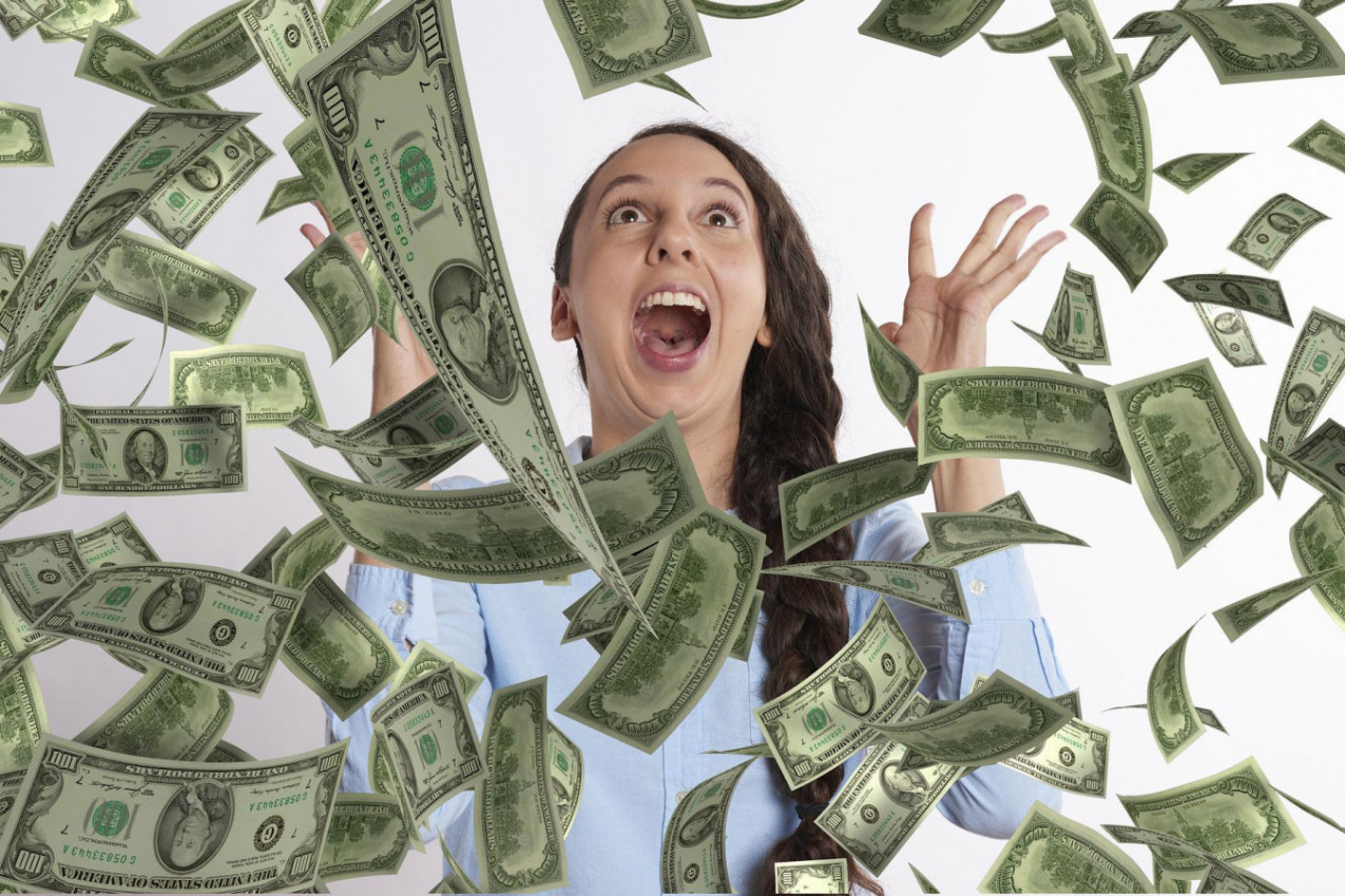SEPTEMBAR DONOSI OBILJE NOVCA OVIM ZNACIMA HOROSKOPA! Da li ste vi među srećnicima?