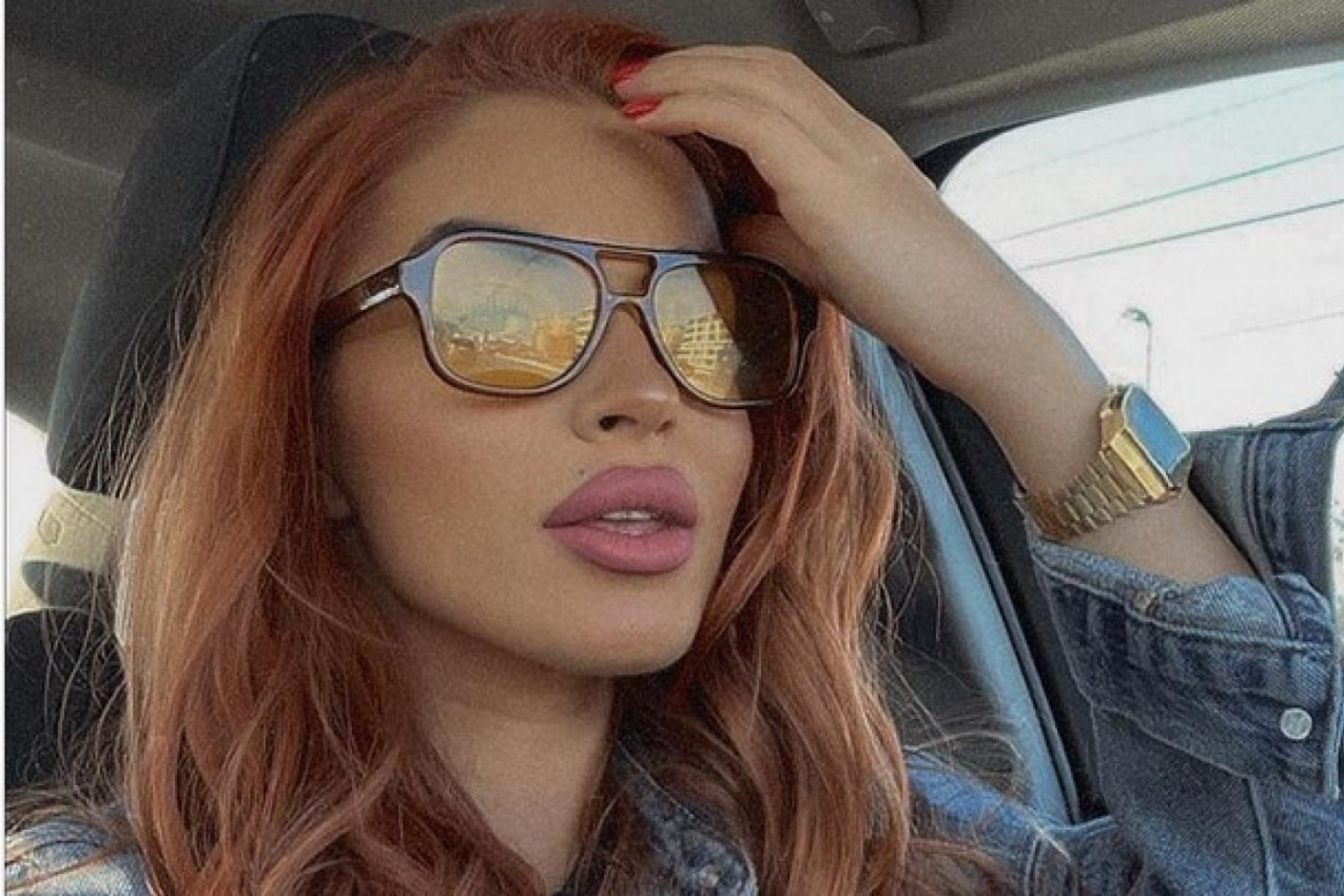 TEODORA ĐEHVEROVIĆ PONOVO TOPI mora i planine: Vrele fotke oduševile fanove! (FOTO)