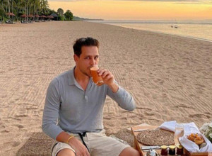 Miloš Biković otkrio sa kim je unosio 100.000 kalorija uz kafu na Baliju(FOTO)