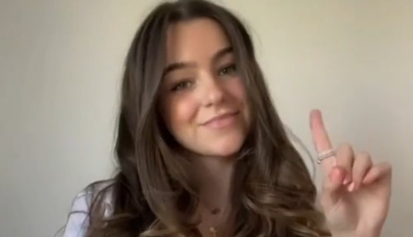 TRIK KOJI ĆETE OBOŽAVATI: Monika otkrila kako da nosite bikini! (FOTO)