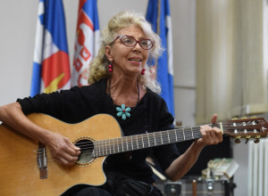 MAJA VOLK otkriva kako da napravite sok za TOPLJENJE MASTI: Recept koji čini čuda