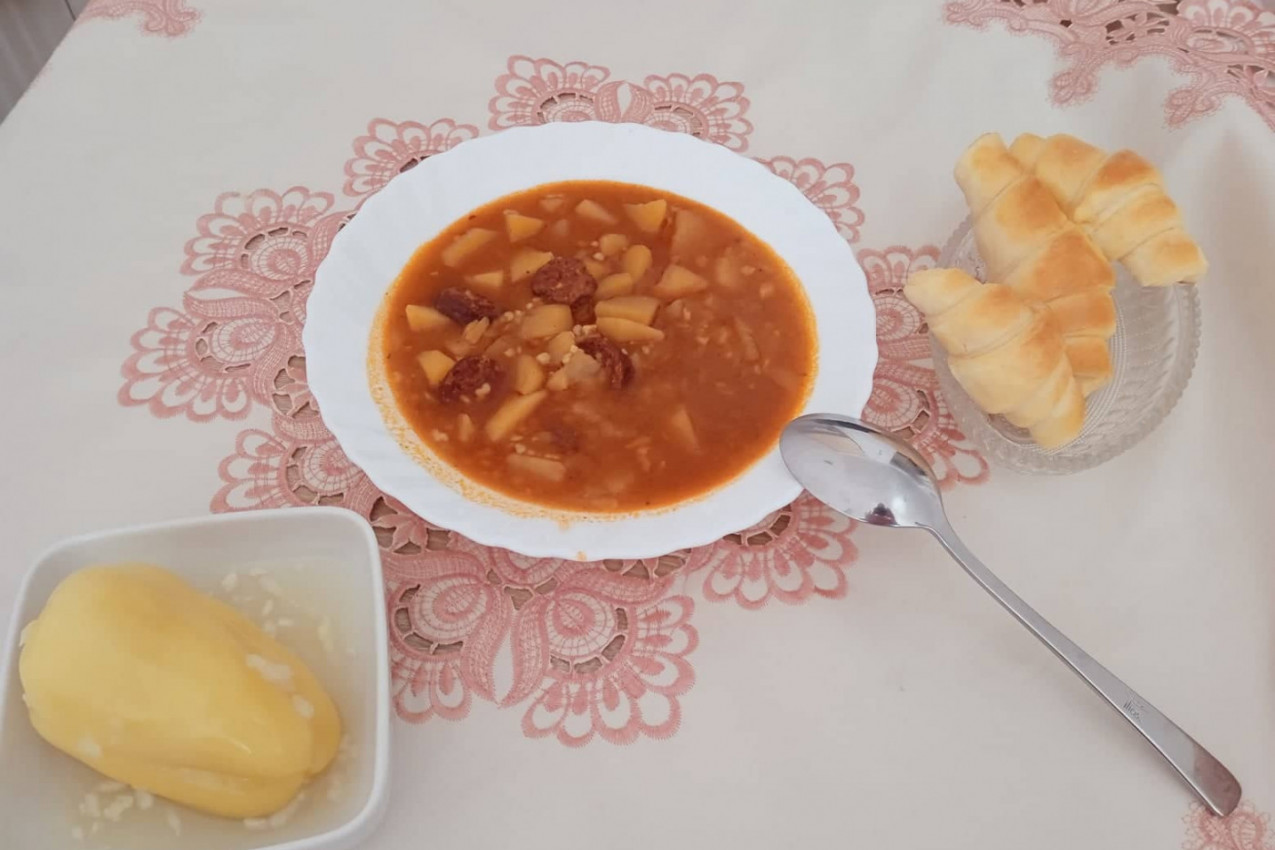 RECEPT ZA PAMĆENJE: Parikaš sa sudžukom za savršeni gurmanski ručak