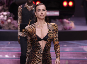 TOP 5 NAČINA KAKO DA NOSITE GLOMAZNE KAPUTE, A DA IZGLEDATE ZAVODLJIVO! Irina Šajk zna kako ( FOTO)