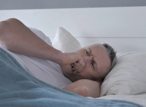 RANI ZNACI KANCERA KOJI SE JAVLJAJU UJUTRU! Lekari upozoravaju, morate da obratite pažnju, jedan simptom će vas iznenaditi!