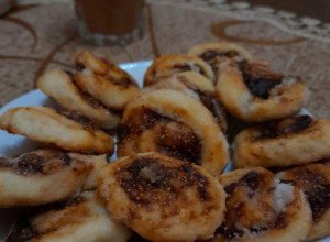 PREUKUSNI KOLAČI SA BELIM VINOM! Recept koji morate da probate