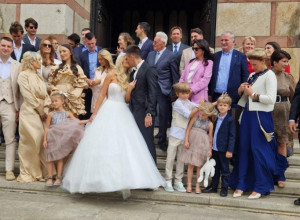 O ovom potezu DIJANE ĐOKOVIĆ svi pričaju: Na VENČANJIMA  sinova donela odluku koja je za poštovanje! (FOTO)