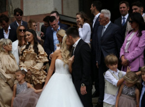 TRI GODINE NAJVEĆE LJUBAVI: Saška i Đorđe Đoković slave godišnjicu veze, posvetila mu je reči od kojih srce igra (FOTO)