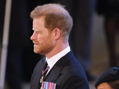 Teško je zadržavao suze tokom molitve