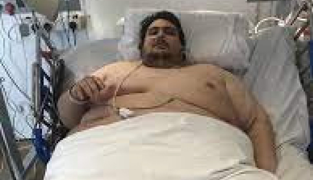 IMA VIŠE OD 600 KILOGRAMA I JEDVA JE PREŽIVEO SERIJU MOŽDANIH UDARA! Priča ovog momka izaziva jezu, a njegov novi potez je ŠOKANTAN! (VIDEO)