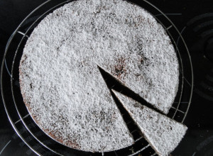 KOLAČ SA MAKOM! On je uvek svež i ukusan i oduševiće celu porodicu!