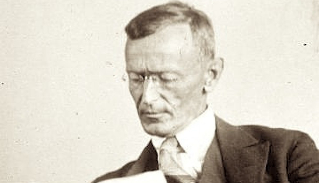 Ima onih koji sebe smatraju savršenima samo zato što od sebe ne očekuju mnogo.