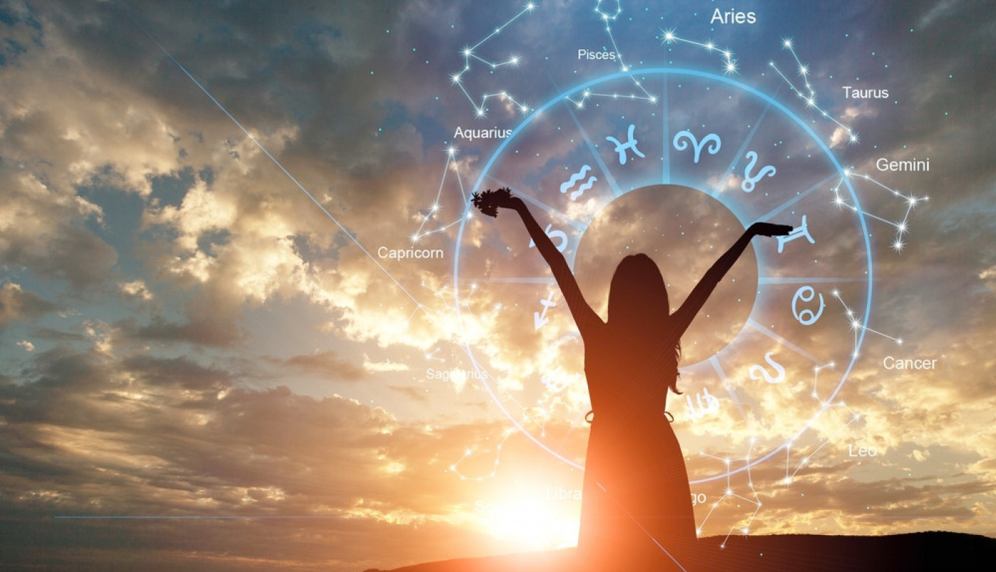 BLIZANCE ČEKA SUDBINSKA VEZA, RAKOVE PRINOVA, A VAGE LUD PROVOD! Najdetaljniji horoskop za nedelju u kojoj RETROGRADNI MERKUR "UDARA" JAKO!