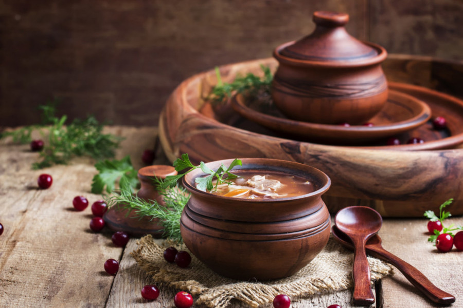 TRADICIONALNO SRPSKO POSUĐE: Znate li šta je RUKATKA, a čemu služi KALJENICA? (FOTO)