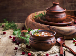 TRADICIONALNO SRPSKO POSUĐE: Znate li šta je RUKATKA, a čemu služi KALJENICA? (FOTO)