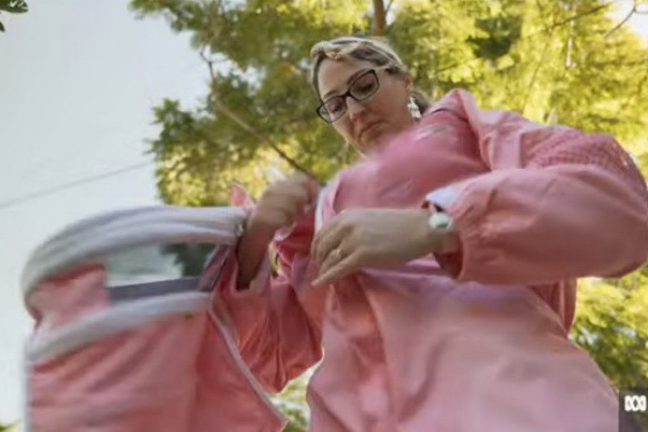 Očeva smrt potpuno ju je slomila, a onda je jednog dana prekopala njegovu baštu i OTKRILA ČUDO! Život joj se okrenuo naglavačke! (FOTO, VIDEO)