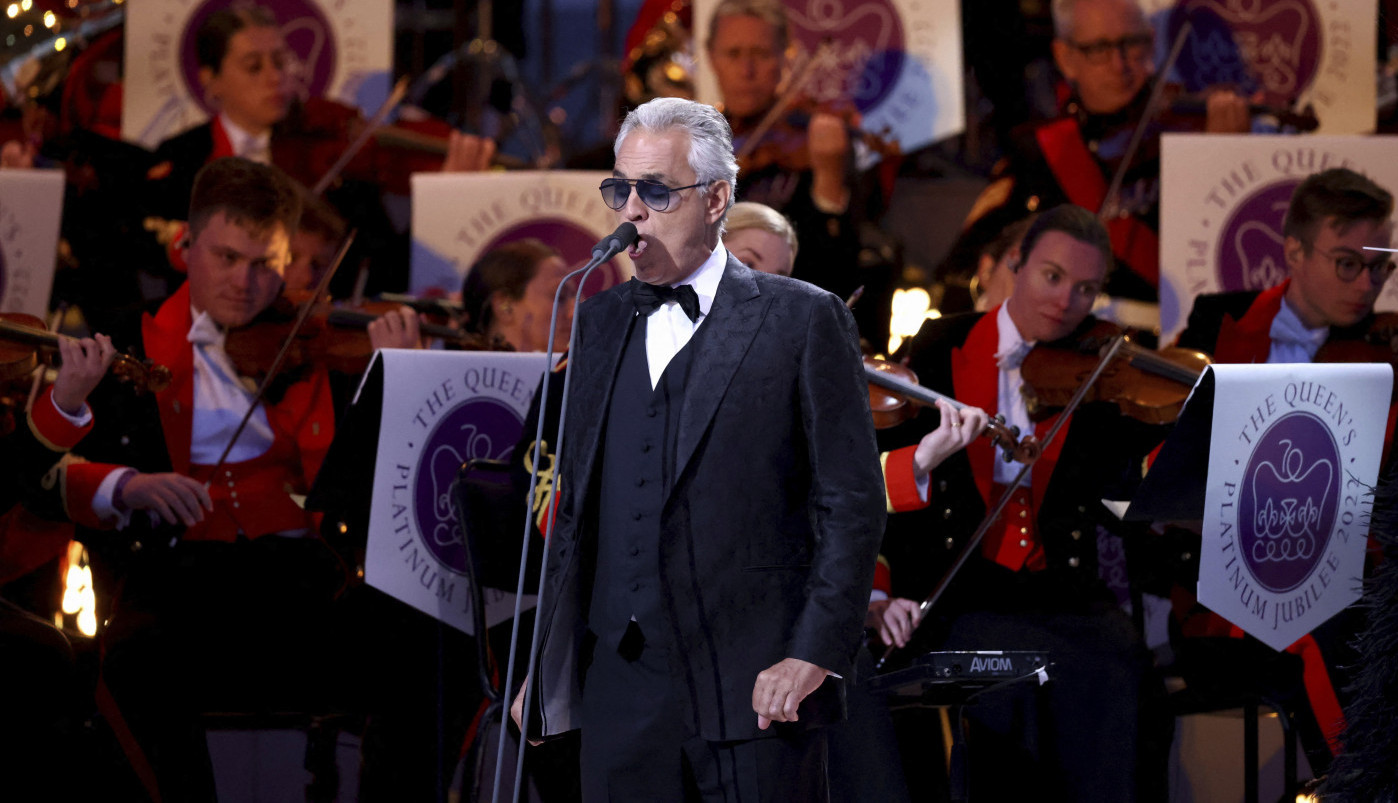 Andrea Bočeli ostavio u čudu publiku na koncertu! Smenjivale su se emocije! (FOTO)