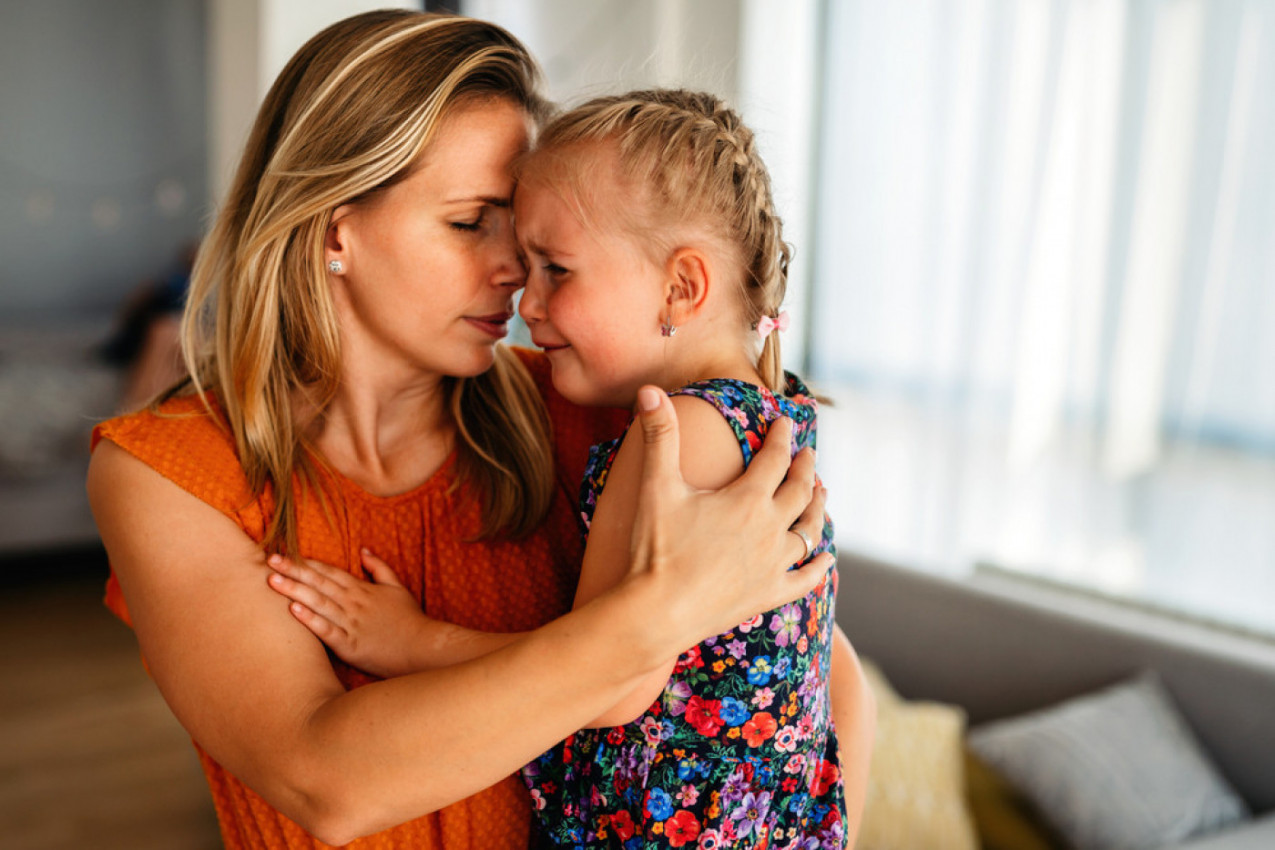 NIKADA NE GOVORITE DETETU DA PRESTANE DA PLAČE! Evo šta se možda krije iza negovog stanja!