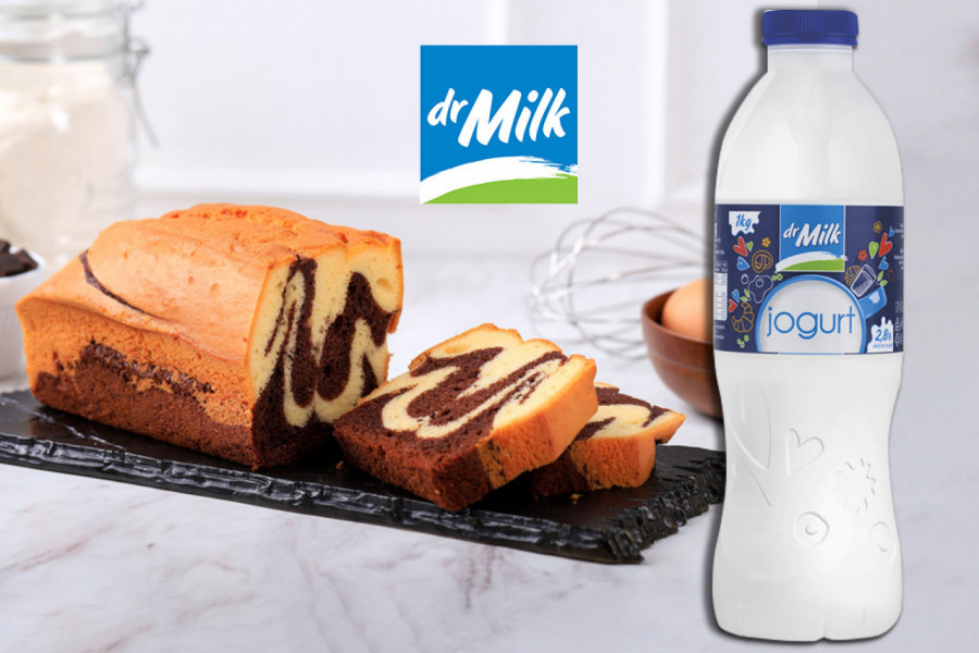 MRAMORNI KOLAČ S JOGURTOM: Slasno, ukusno i gotovo za samo 30 minuta, oduševićete se!