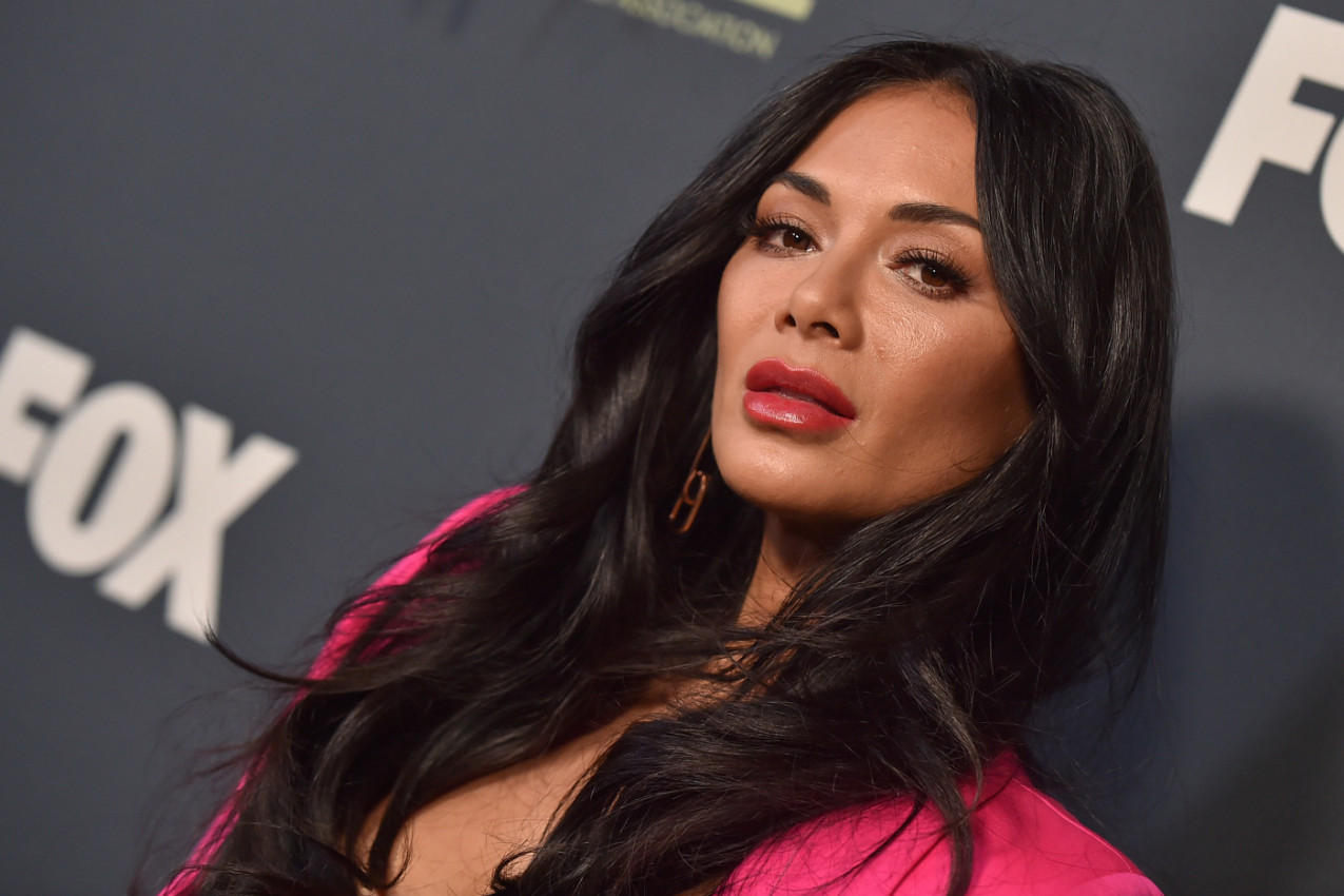 Poznata pevačica oduzima dah ovim stajlingom! Ona ima 45 godina i KAKO JOJ OVO POLAZI ZA RUKOM?